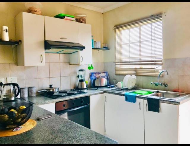 2 BEDROOM TOWNHOUSE FOR SALE IN ELANDSPARK